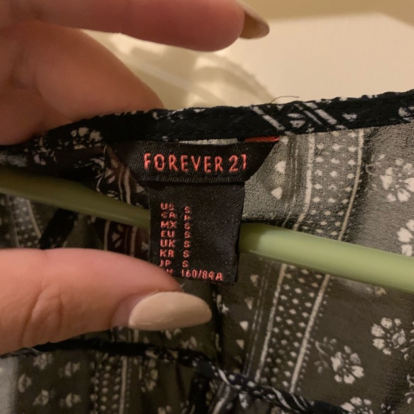 Forever 21 sheer tank - Picture 4 of 4